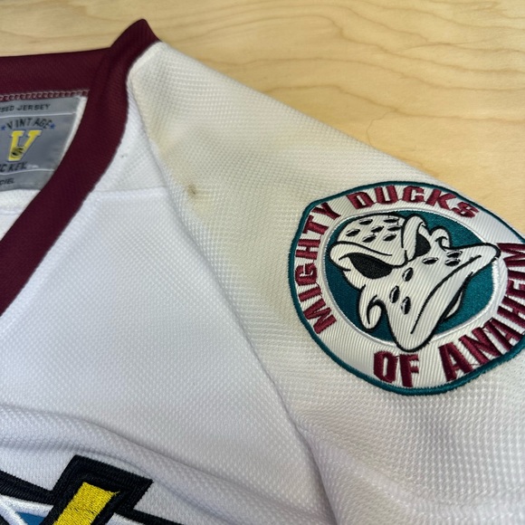 NHL Mighty Ducks Jersey - Picture 4 of 5